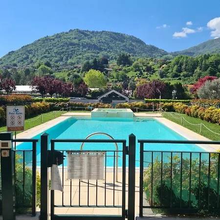 Lägenhet Giardino E Piscina *