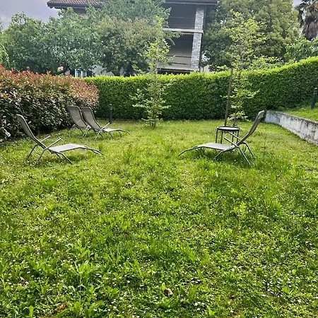 Lägenhet Giardino E Piscina *