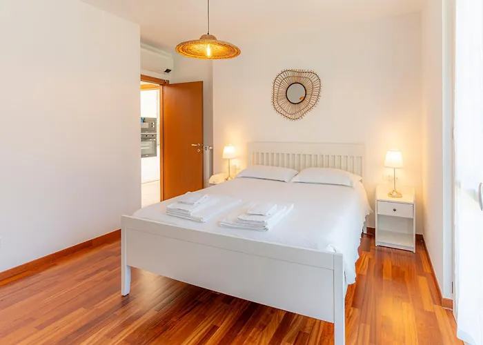 Giardino E Piscina Apartment