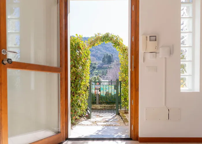 Giardino E Piscina Apartment *